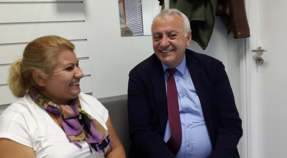 Ödüllü belediye başkanı Özbek milletvekili aday adayı-VİDEO