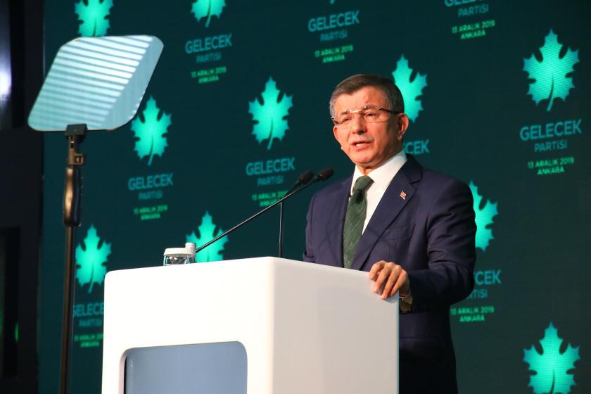 Eski Başbakan Ahmet Davutoğlu’nun kurduğu ‘Gelecek Partisi’ Aleviler ve Kürtler için ne diyor?